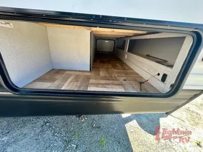2022 Shasta SHASTA 26DB photo 24