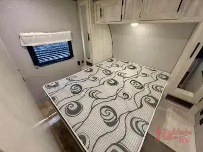 2022 Shasta SHASTA 26DB photo 19