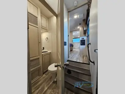 2022 Forest River Cardinal Luxury 390FBX photo 20