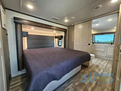 2022 Forest River Cardinal Luxury 390FBX photo 25