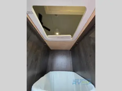 2022 Forest River Cardinal Luxury 390FBX photo 65