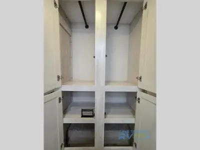 2022 Forest River Cardinal Luxury 390FBX photo 37