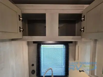 2022 Forest River Cardinal Luxury 390FBX photo 50