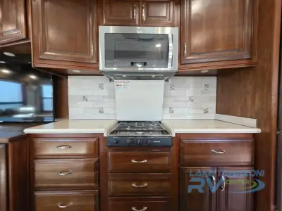 2017 Drv Mobile Suites 38 RSSA photo 16