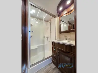 2017 Drv Mobile Suites 38 RSSA photo 18