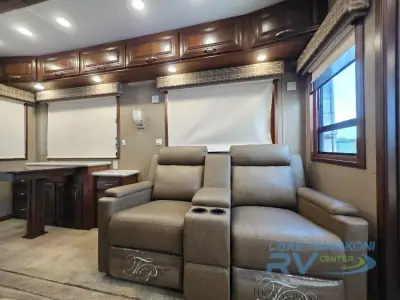 2017 Drv Mobile Suites 38 RSSA photo 9