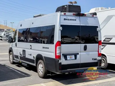 2026 Thor Motor Coach Sequence photo 5