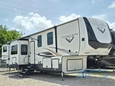 2021 Forest River Cedar Creek Champagne Edition 38ERD