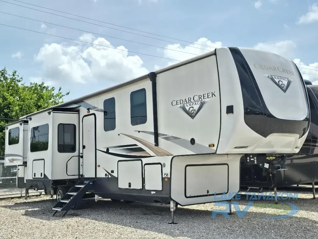 2021 Forest River Cedar Creek Champagne Edition 38ERD exterior