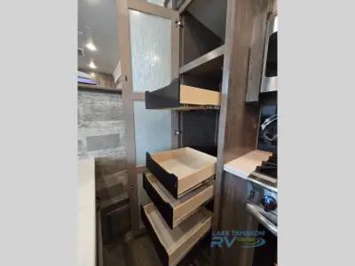 2021 Forest River Cedar Creek Champagne Edition 38ERD photo 15