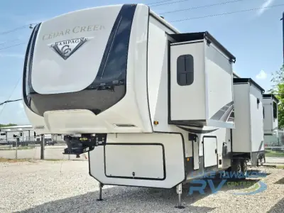 2021 Forest River Cedar Creek Champagne Edition 38ERD photo 3