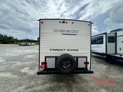 2025 Forest River Cherokee Wolf Pup 16BHS photo 5