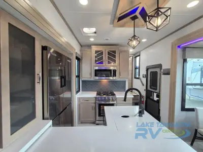 2024 Grand Design Momentum M-Class 395MS photo 23