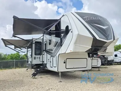 2024 Grand Design Momentum M-Class 395MS photo 6
