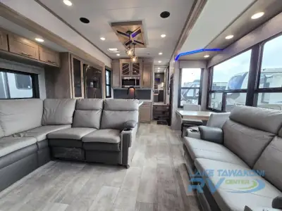 2024 Grand Design Momentum M-Class 395MS photo 19