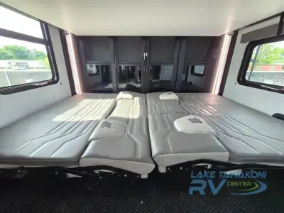 2024 Grand Design Momentum M-Class 395MS photo 17