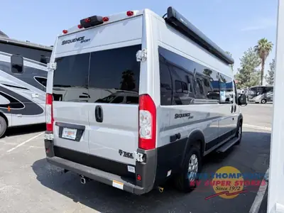 2026 Thor Motor Coach Sequence Sport photo 7