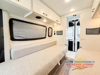 2026 Thor Motor Coach Sequence Sport photo 28