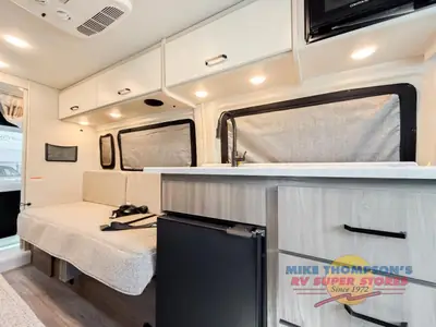 2026 Thor Motor Coach Sequence Sport photo 15