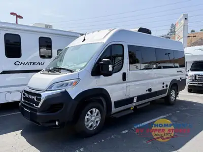 2026 Thor Motor Coach Sequence Sport photo 3