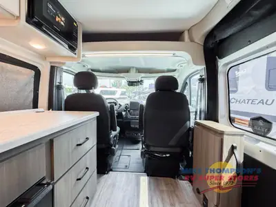 2026 Thor Motor Coach Sequence Sport photo 18