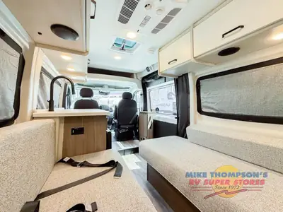 2026 Thor Motor Coach Sequence Sport photo 26