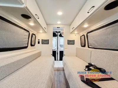 2026 Thor Motor Coach Sequence Sport photo 22