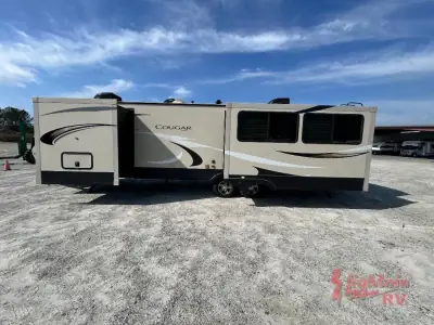 2019 Keystone COUGAR HALF-TON 33SAB photo 7