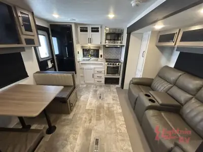 2025 Palomino Puma 227RK photo 13
