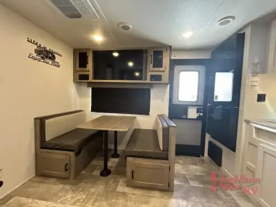 2025 Palomino Puma 227RK photo 11