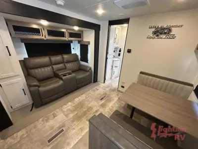 2025 Palomino Puma 227RK photo 9