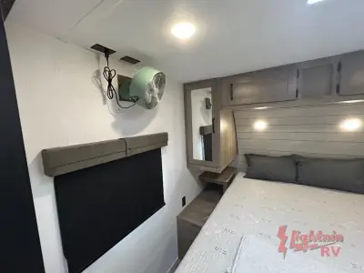 2025 Palomino Puma 227RK photo 18