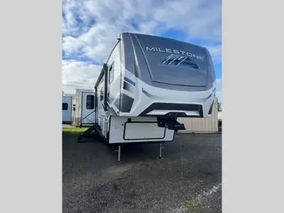 2024 Heartland Milestone 377MB