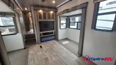2021 Keystone montana 3741FK photo 9