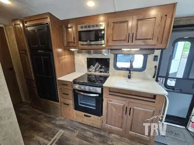 2023 Outdoors Timber Ridge Titanium Series 24RLS photo 8