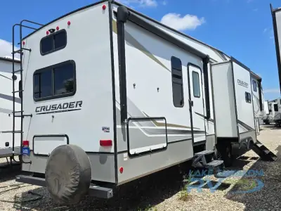 2023 Prime Time Crusader 395BHL photo 4
