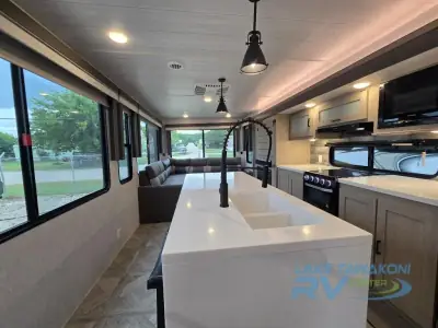 2024 Forest River Salem 28VIEW photo 7