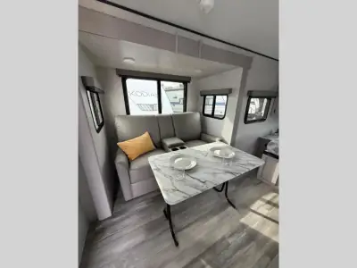 2026 Coachmen Apex Ultra-Lite 188RBST photo 6