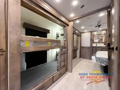 2026 Tiffin Motorhomes Allegro RED photo 29