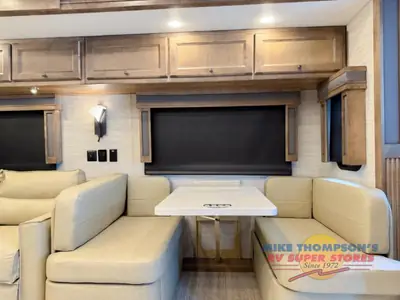 2026 Tiffin Motorhomes Allegro RED photo 23