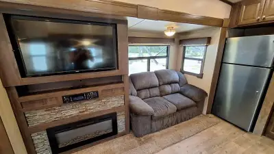 2018 Forest River Rockwood 8290BS photo 12