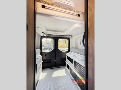 2026 Tiffin Motorhomes GH1 photo 18