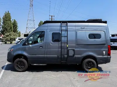 2026 Tiffin Motorhomes GH1 photo 4
