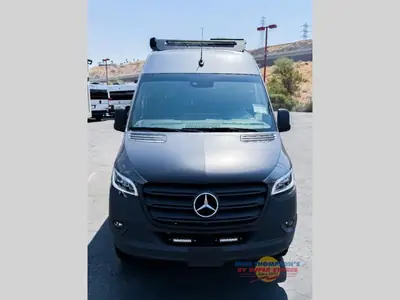 2026 Tiffin Motorhomes GH1 photo 2