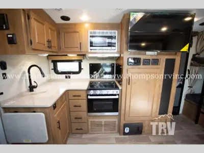 2027 Outdoors Timber Ridge Titanium Series 24BKS photo 7