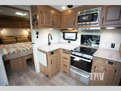 2027 Outdoors Timber Ridge Titanium Series 28BKS photo 14