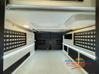 2026 Tiffin Motorhomes GH1 photo 22