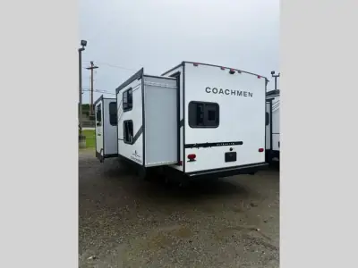 2026 Coachmen Apex Ultra-Lite 241BHS photo 5