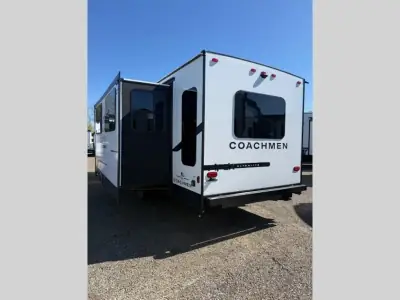 2026 Coachmen Apex Ultra-Lite 293RLDS photo 5