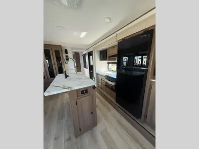 2026 Coachmen Apex Ultra-Lite 293RLDS photo 14